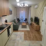 Apartamento New 1-bdrm In Beautiful