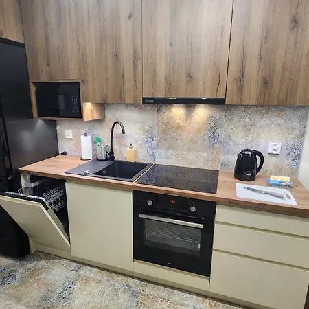 New 1-bdrm In Beautiful 公寓 *
