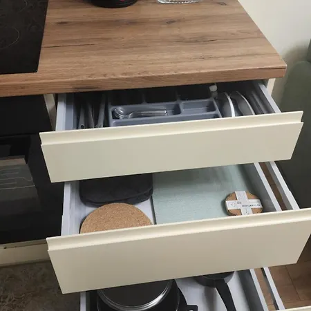 New 1-bdrm In Beautiful Διαμέρισμα *