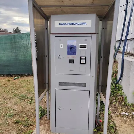 New 1-bdrm In Beautiful Krakow