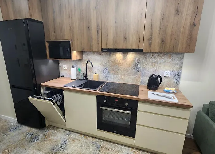 New 1-bdrm In Beautiful Apartman *